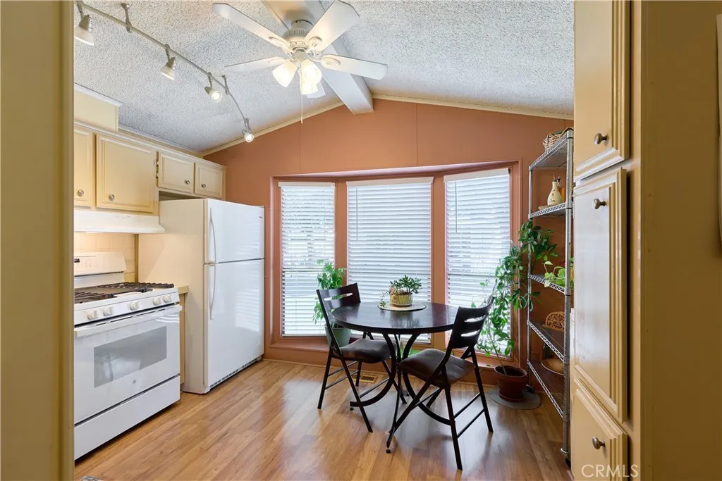 Additional image 60 of 567 E Lassen Ave Unit 220, Chico, CA 95973