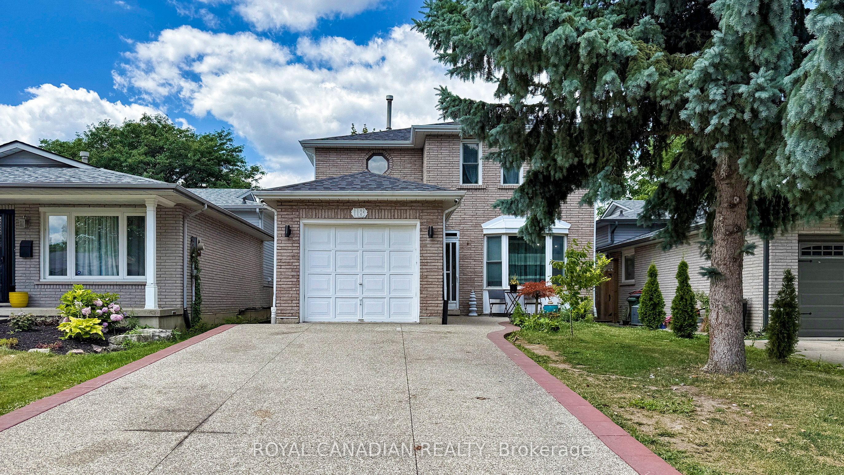 18 Millpond Place, Hamilton, ON, L8W 2W7
