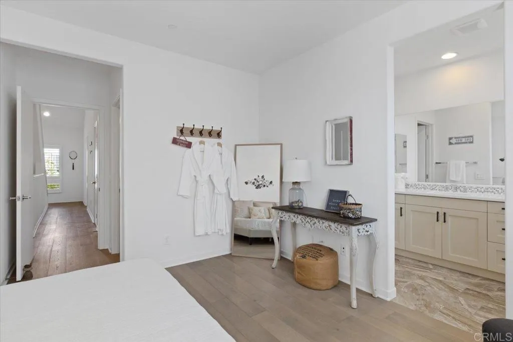Additional image 73 of 2511 State Street, Carlsbad, CA 92008