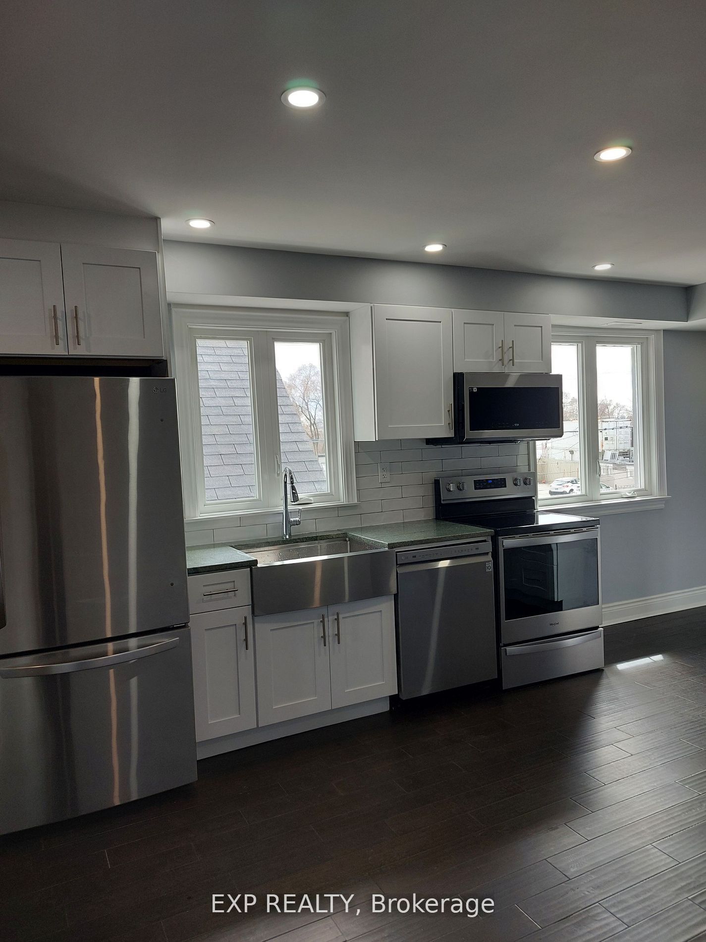Additional image 4 of Upper-6 Lapp Street, Toronto, ON, M6N 3W6