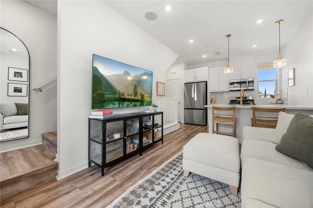 Additional image 23 of 1567 Lima Way Unit 3, Placentia, CA 92870