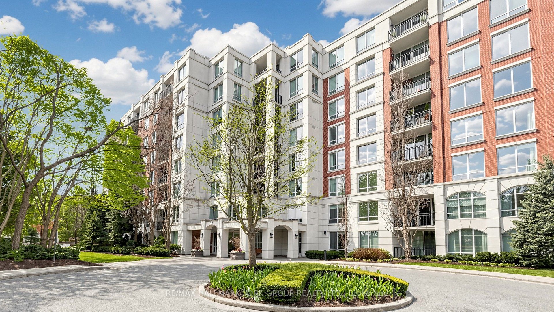 120-18 William Carson Crescent, Toronto, ON, M2P 2H2