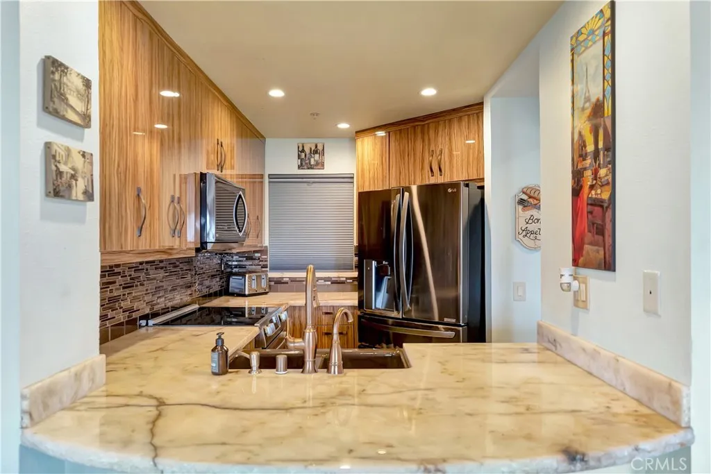Additional image 18 of 1200 Pacific Coast Highway Unit 209, Huntington Beach, CA 92648