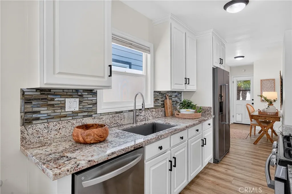 Additional image 61 of 129 14th St, Seal Beach, CA 90740