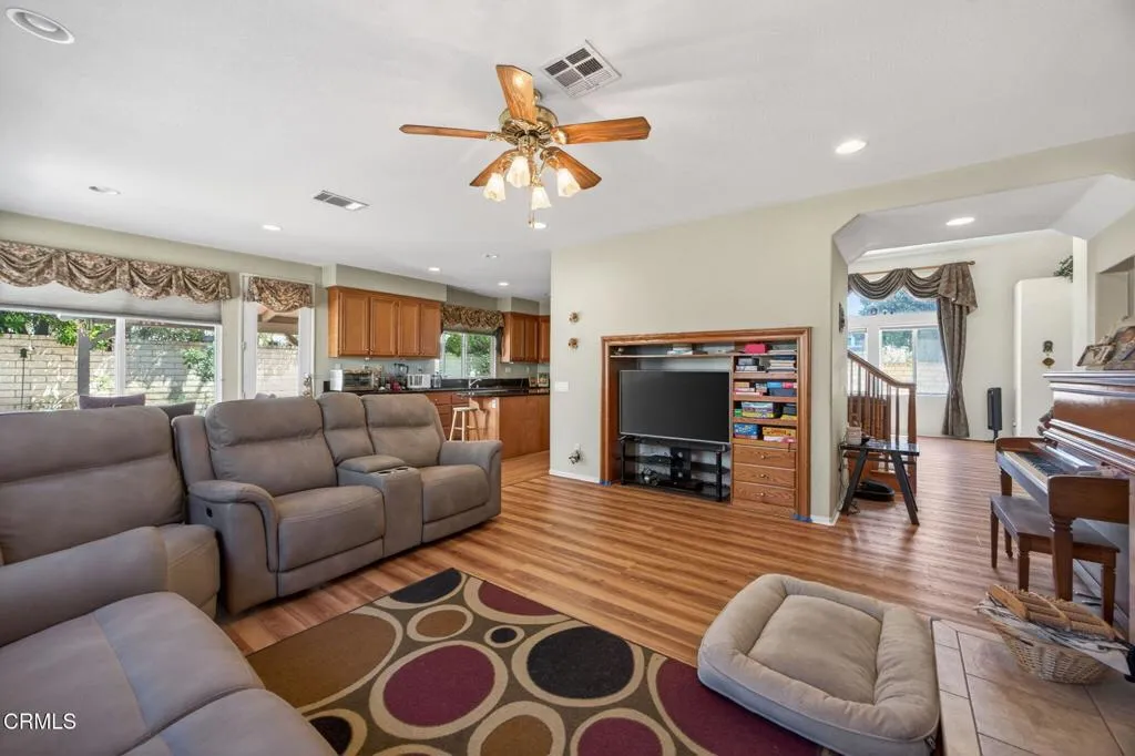 Additional image 21 of 4896 Caminito Mirador, Camarillo, CA 93012