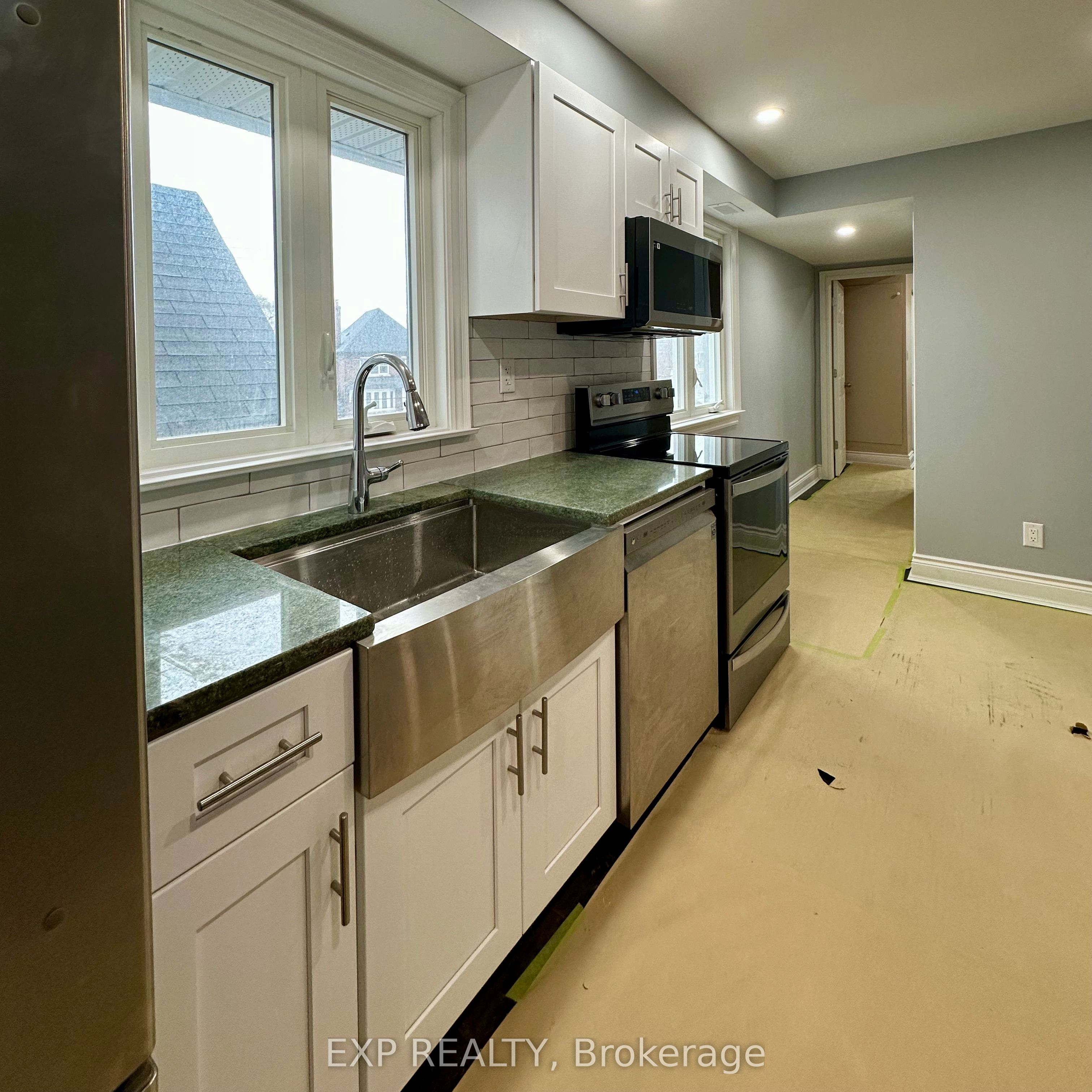 Additional image 5 of Upper-6 Lapp Street, Toronto, ON, M6N 3W6