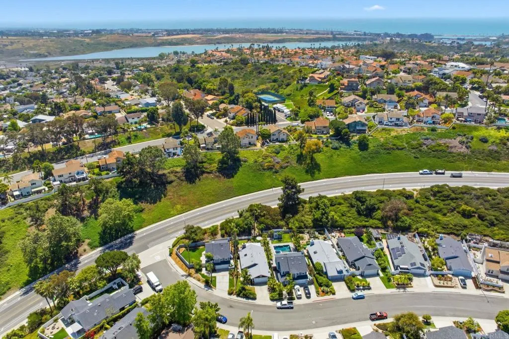 Additional image 106 of 1999 E Pointe Avenue, Carlsbad, CA 92008