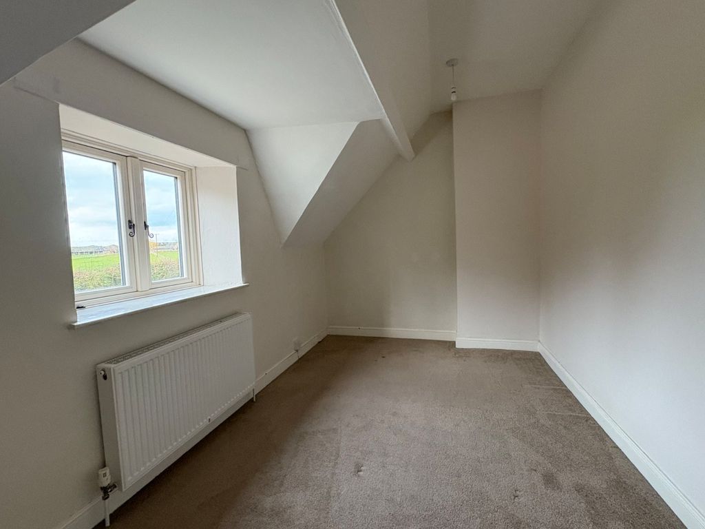 Additional image 9 of 3 bed semi-detached house for saleSiddington, Cirencester, Gloucestershire GL7