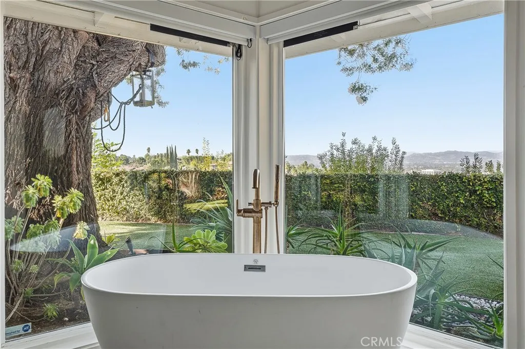 Additional image 41 of 4173 Regal Oak Dr, Encino, CA 91436