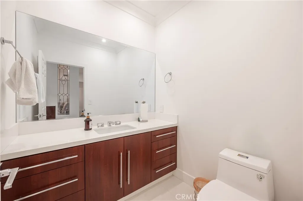 Additional image 34 of 11560 Moorpark Street Unit 204, North Hollywood, CA 91602