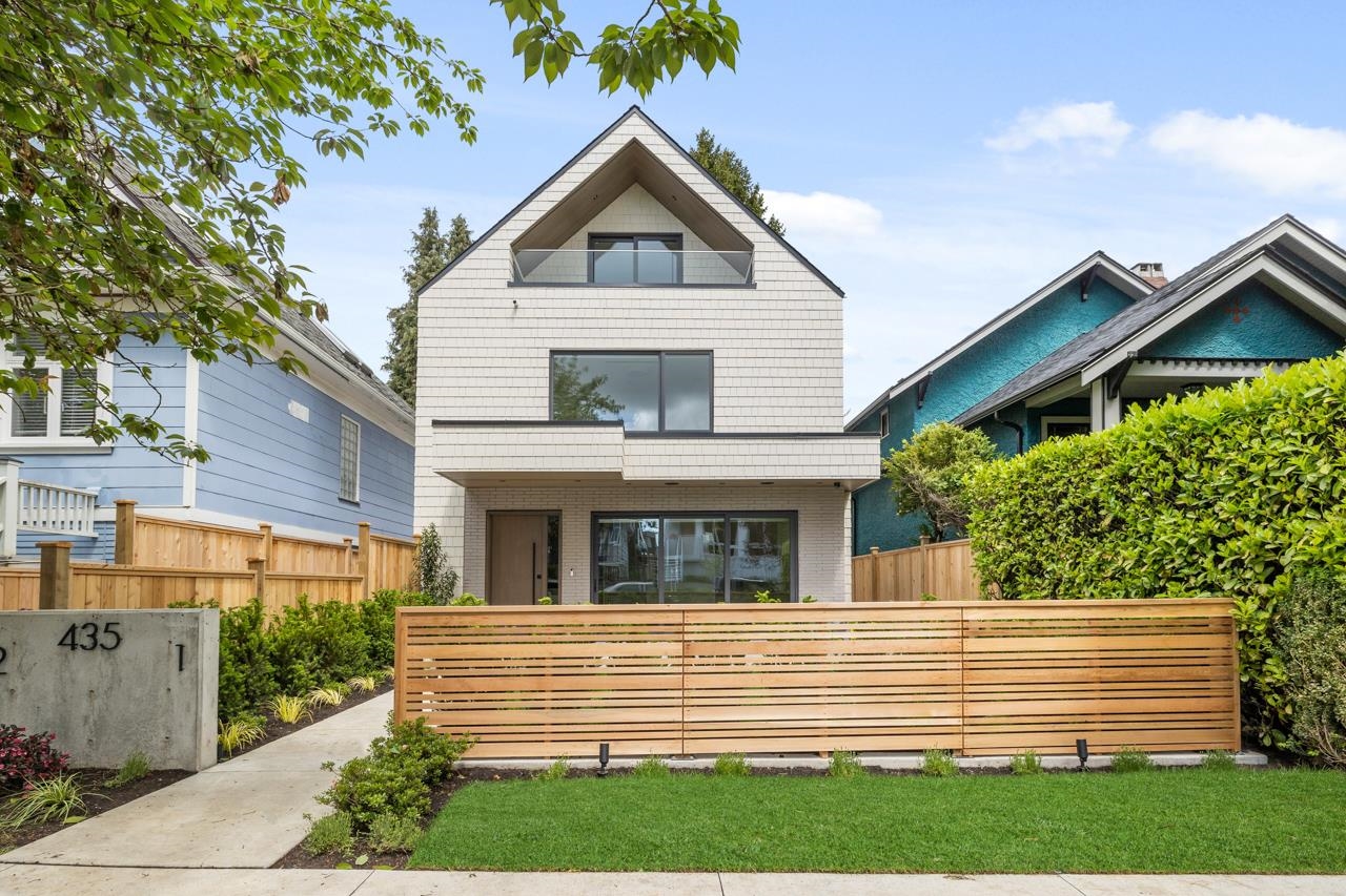1-435 37th Avenue E, Vancouver, BC, V5W 1E8