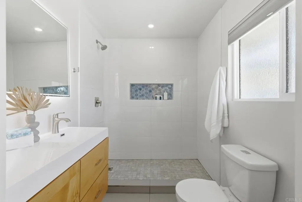 Additional image 17 of 8135 Whelan Dr, San Diego, CA 92119
