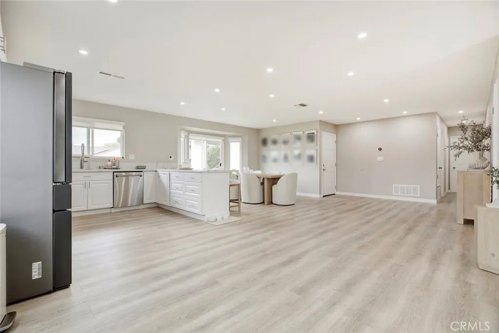 Additional image 19 of 13808 Shablow Avenue, Sylmar, CA 91342