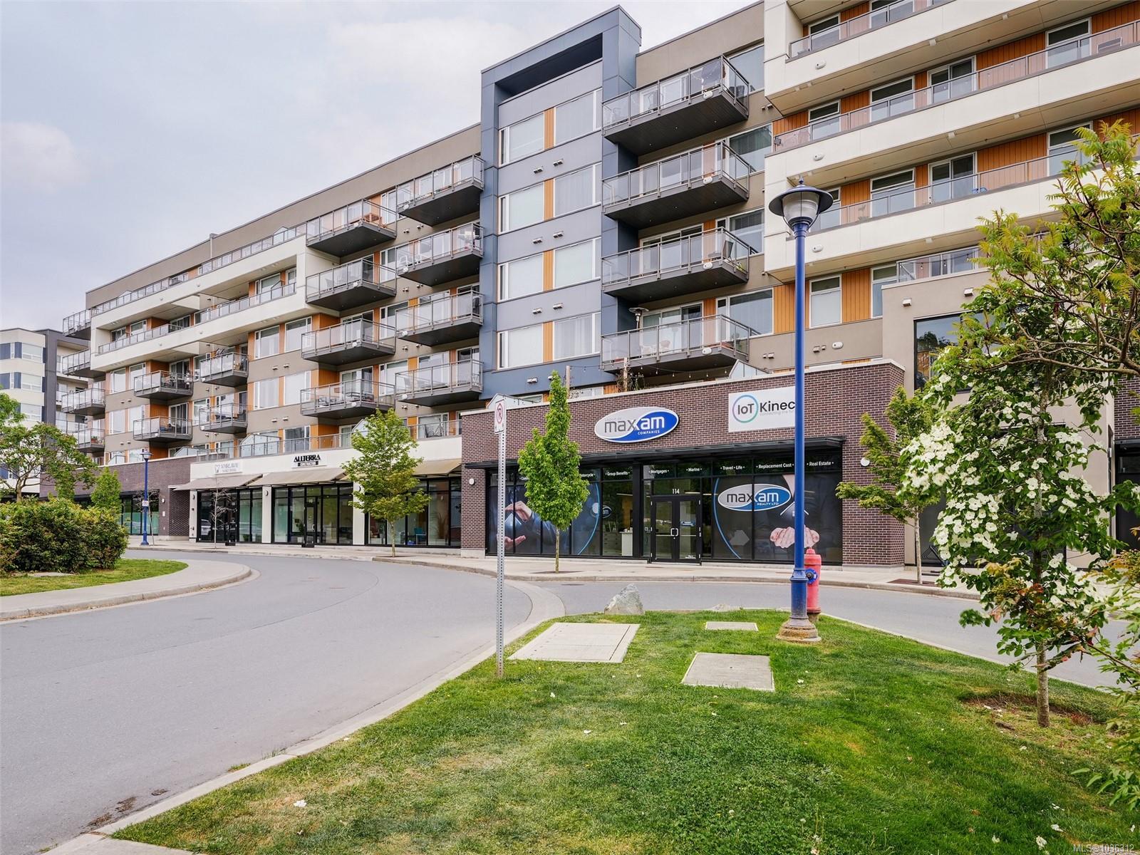 605-967 Whirlaway Crescent, Langford, BC, V9B 0Y1