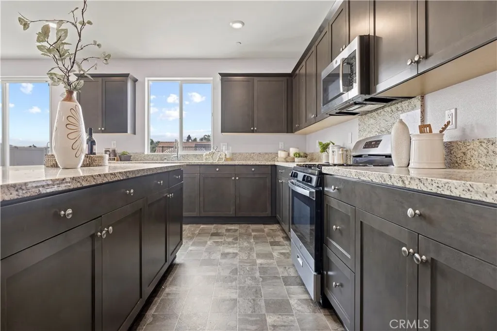 Additional image 50 of 2957 Flagstaff Dr, Jurupa Valley, CA 92509
