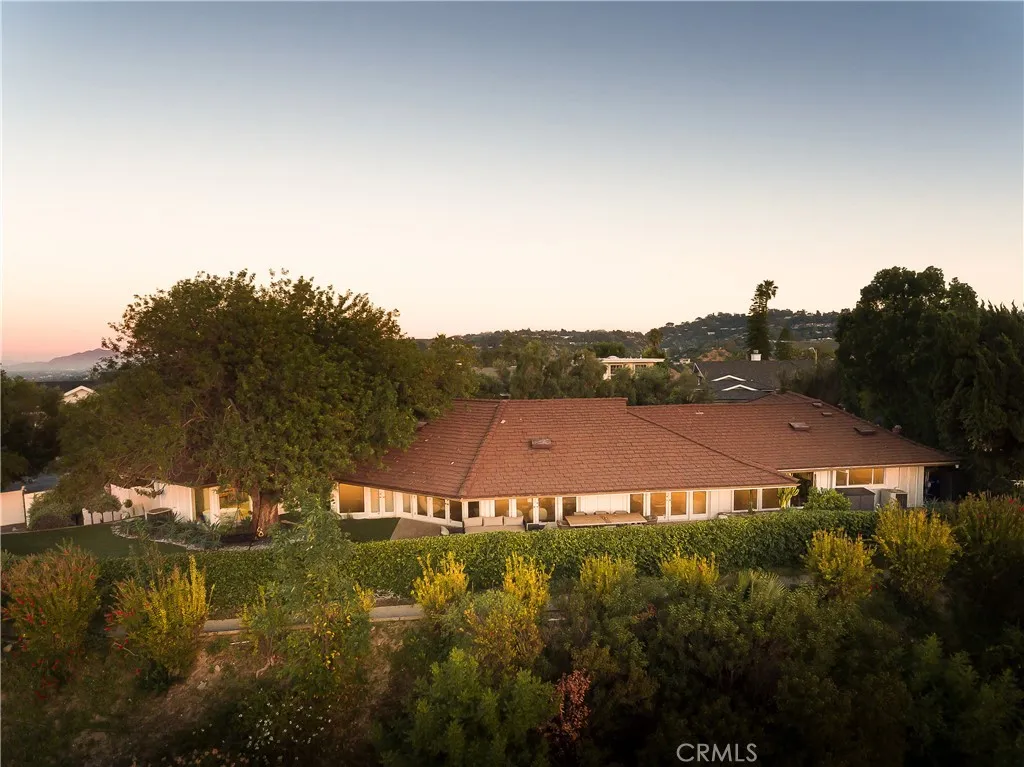 Additional image 2 of 4173 Regal Oak Dr, Encino, CA 91436