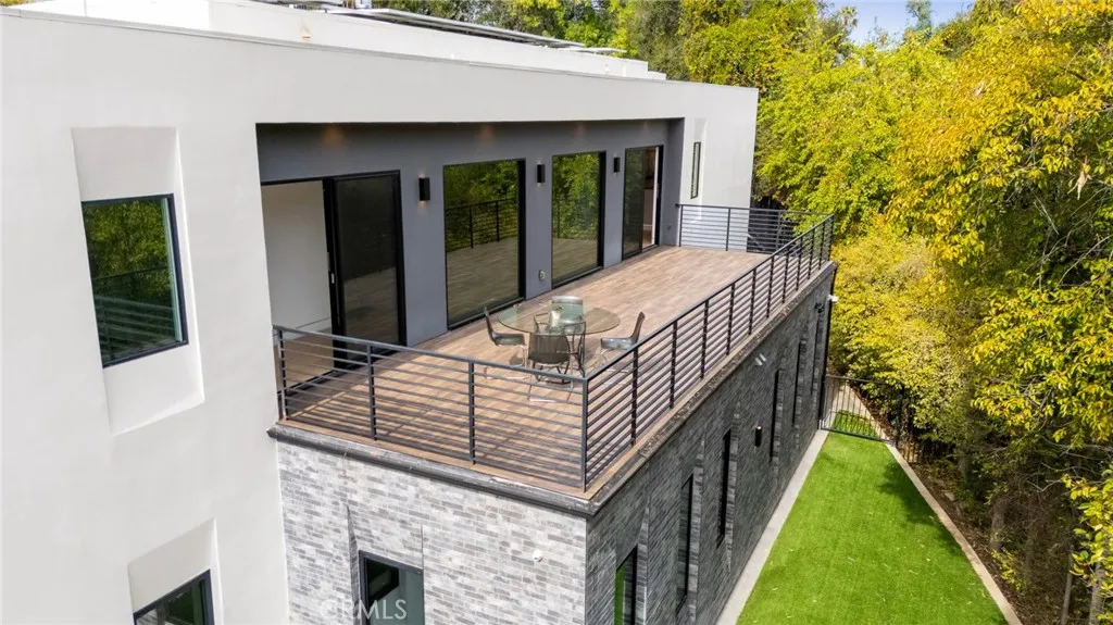 Additional image 29 of 4653 Vanalden Avenue, Tarzana, CA 91356