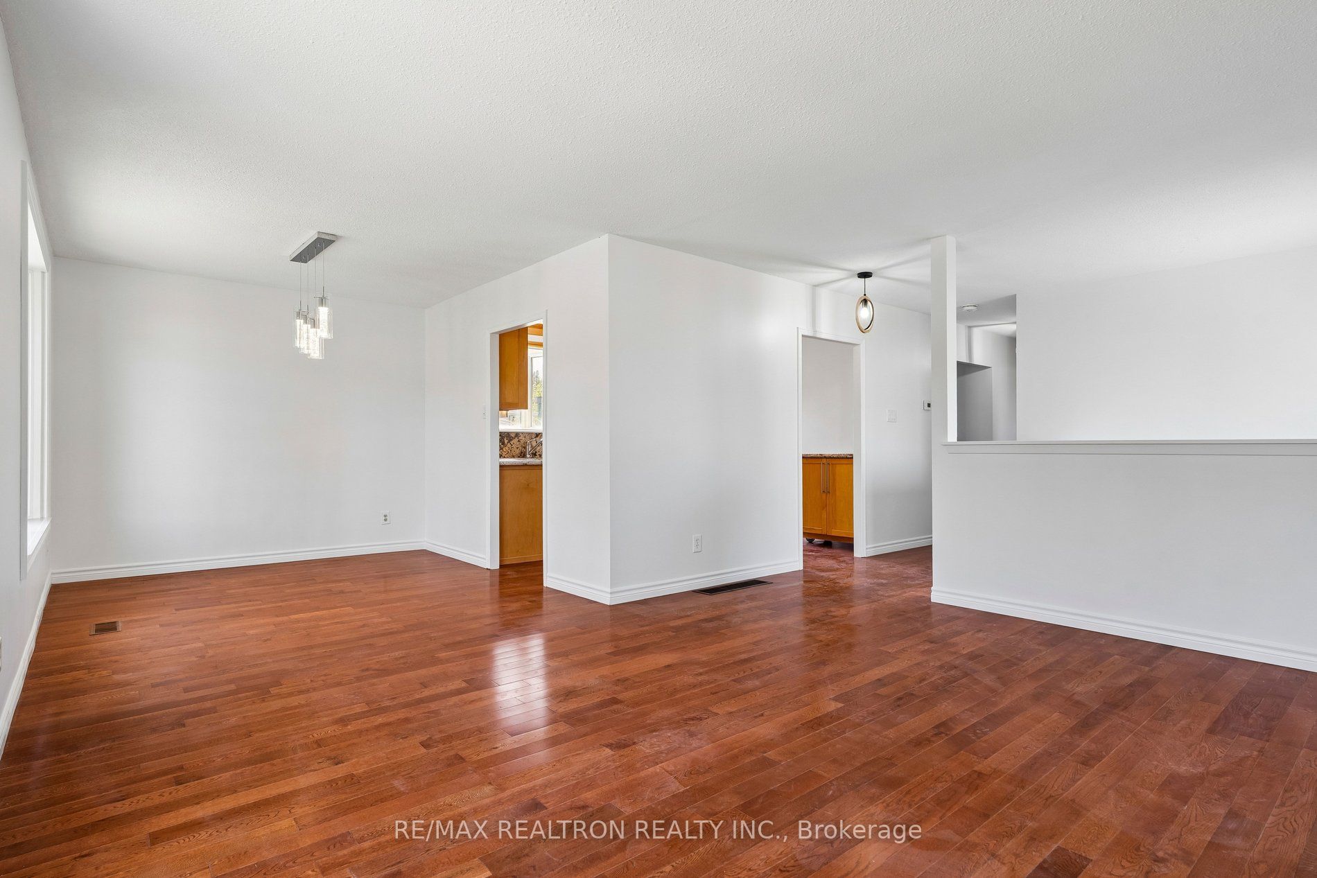 Additional image 5 of 991 Cardinal Court, Oshawa, ON, L1G 6Y4