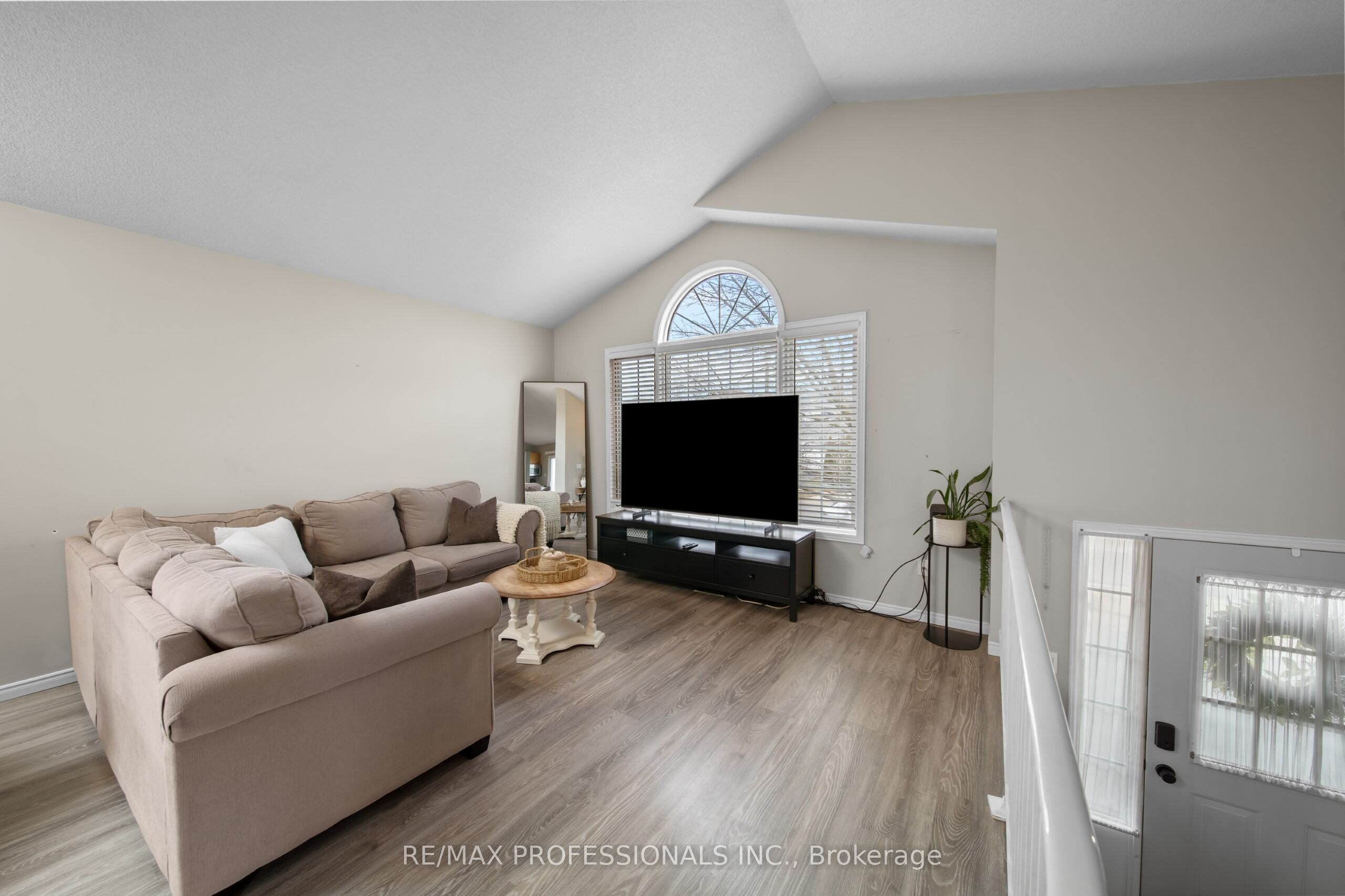 Additional image 2 of 522 Trico Drive, Cambridge, ON, N3H 5M5