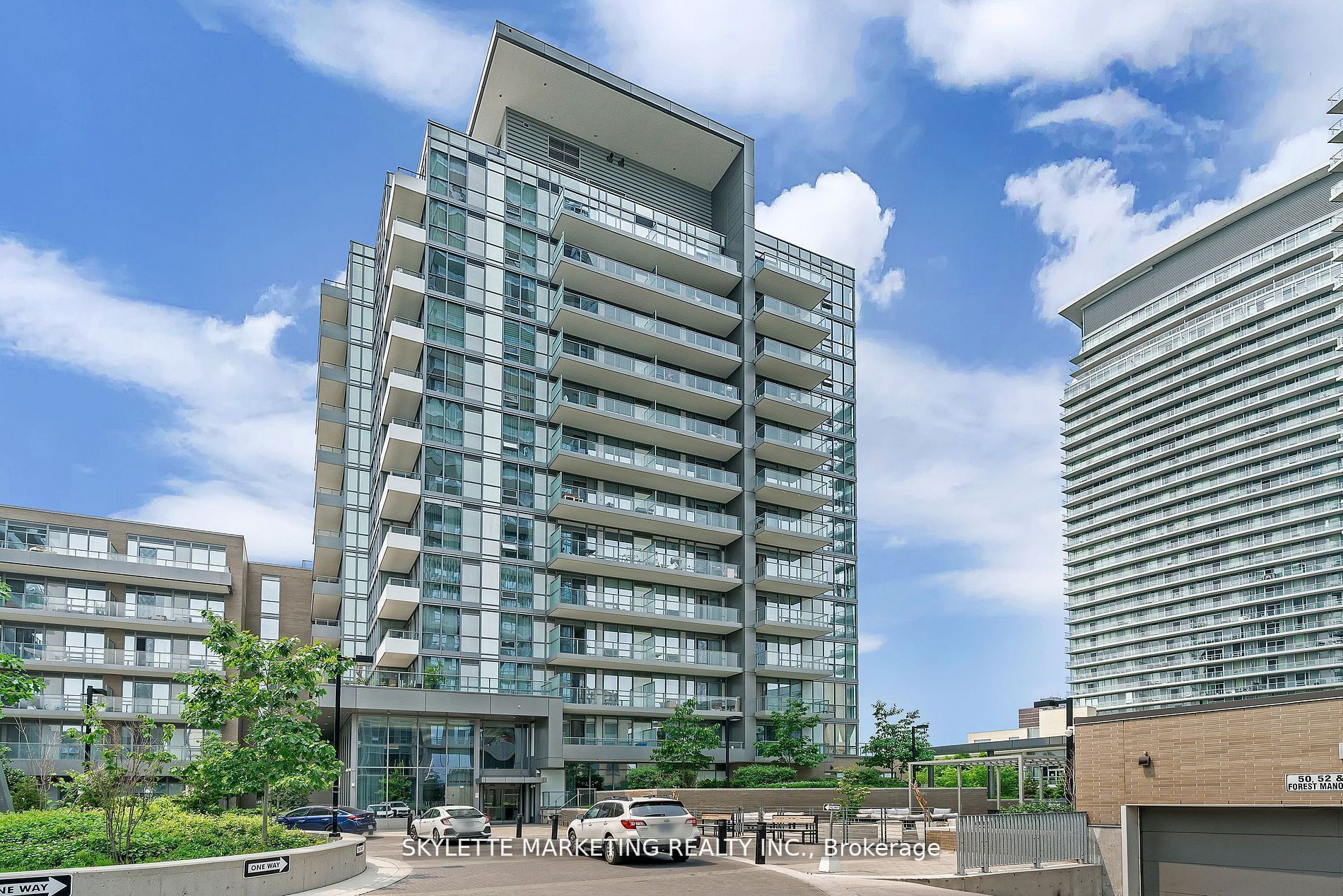 911-52 Forest Manor Road, Toronto, ON, M2J 1M6