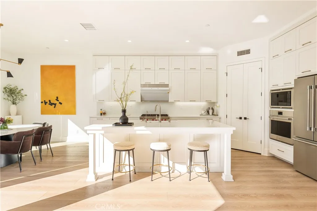 Additional image 3 of 135 Statura, Irvine, CA 92602