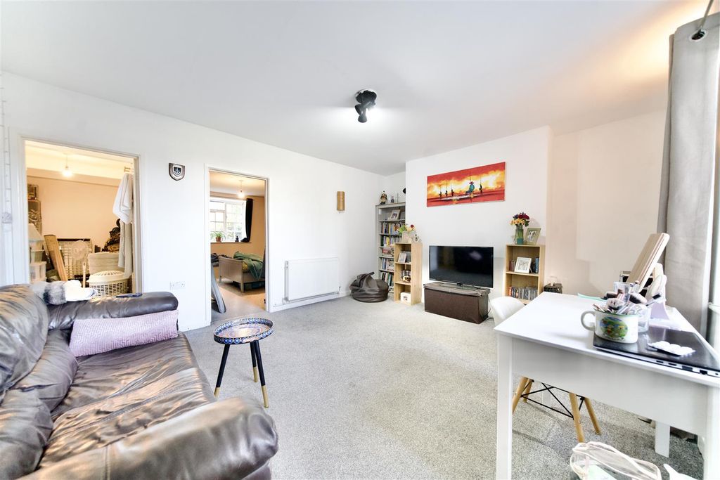 Additional image 2 of 2 bed flat for saleWyke Road, Weymouth DT4