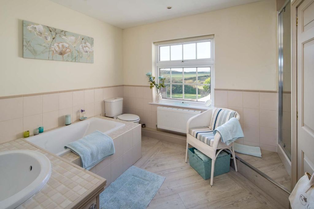 Additional image 16 of 5 bed detached house for saleGodshill, Isle Of Wight PO38