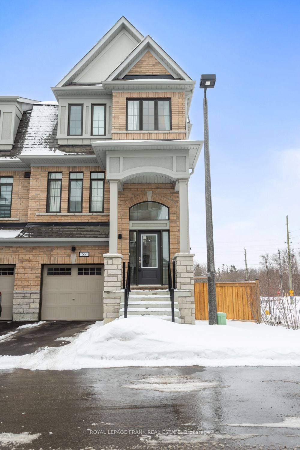 58 Selfridge Way, Whitby, ON, L1N 0N9