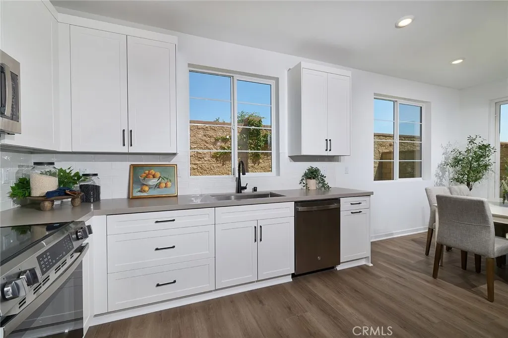 Additional image 11 of 16534 Stone Pine Lane, Fontana, CA 92336