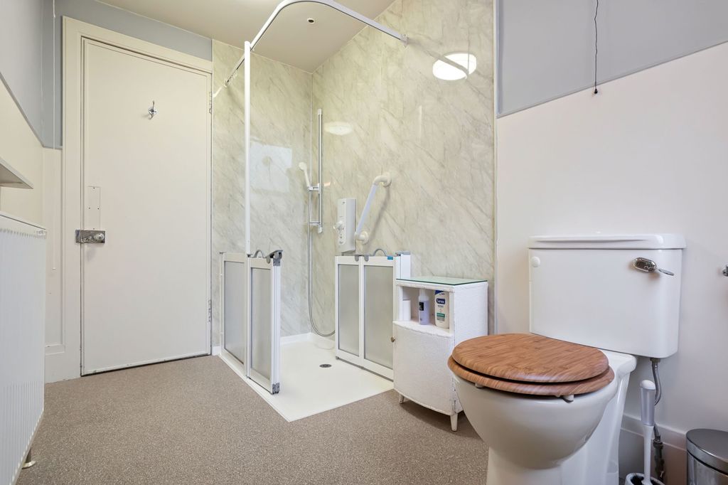 Additional image 21 of 3 bed flat for sale3 West Abercromby Street, Helensburgh G84