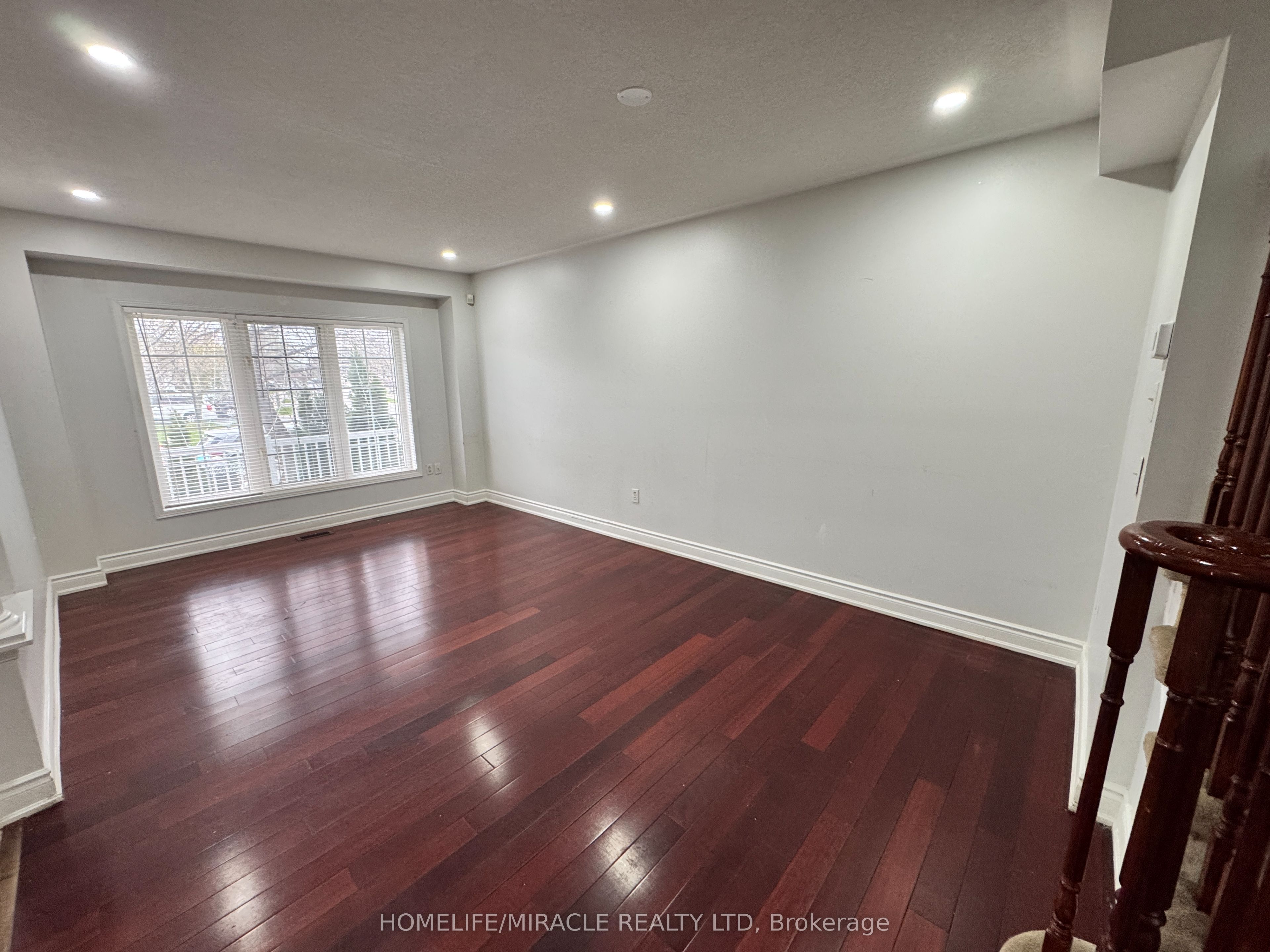 Upper-28 Nautical Drive, Brampton, ON, L6R 2H1 photo 5