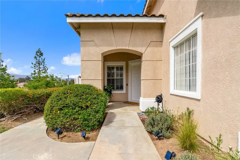 Additional image 5 of 908 N Temescal Cir, Corona, CA 92879