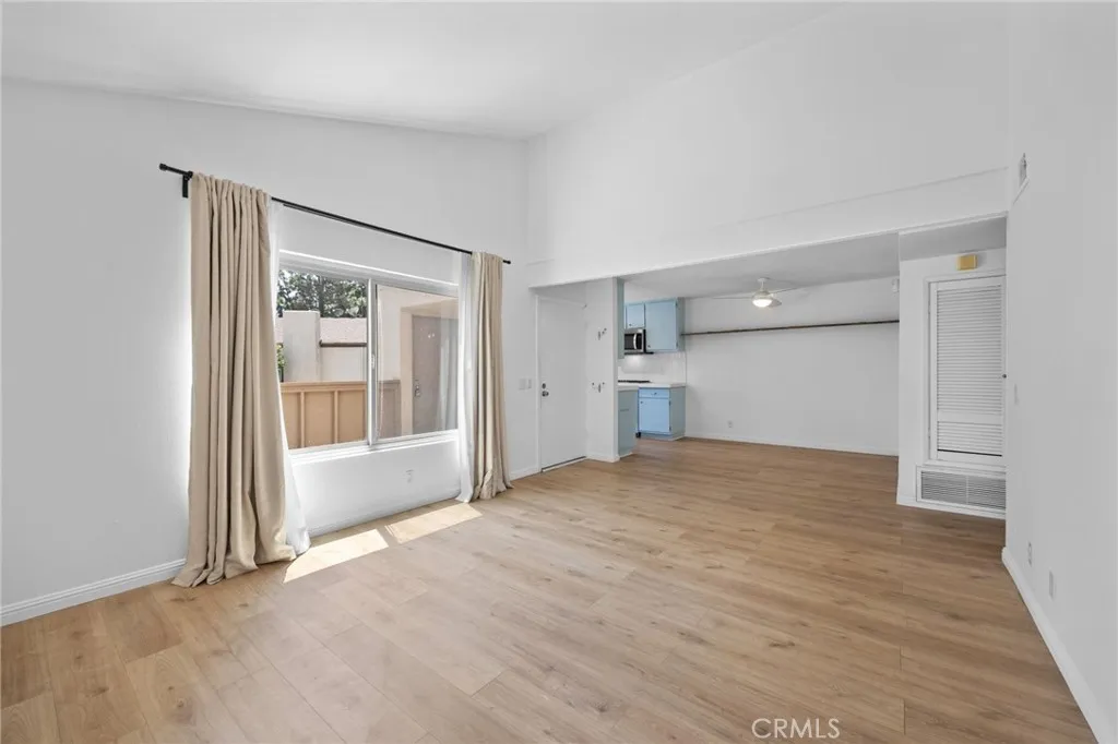Additional image 5 of 1330 Cabrillo Park Dr Unit F, Santa Ana, CA 92701