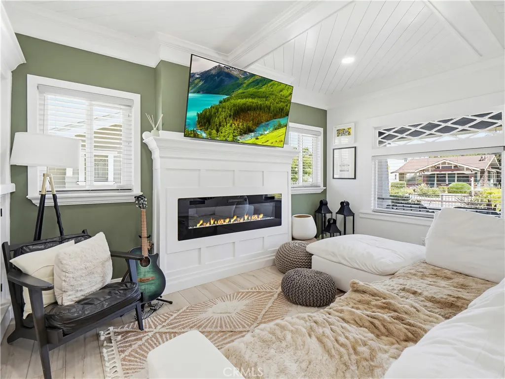 Additional image 27 of 2330 W 29th Place, Los Angeles, CA 90018