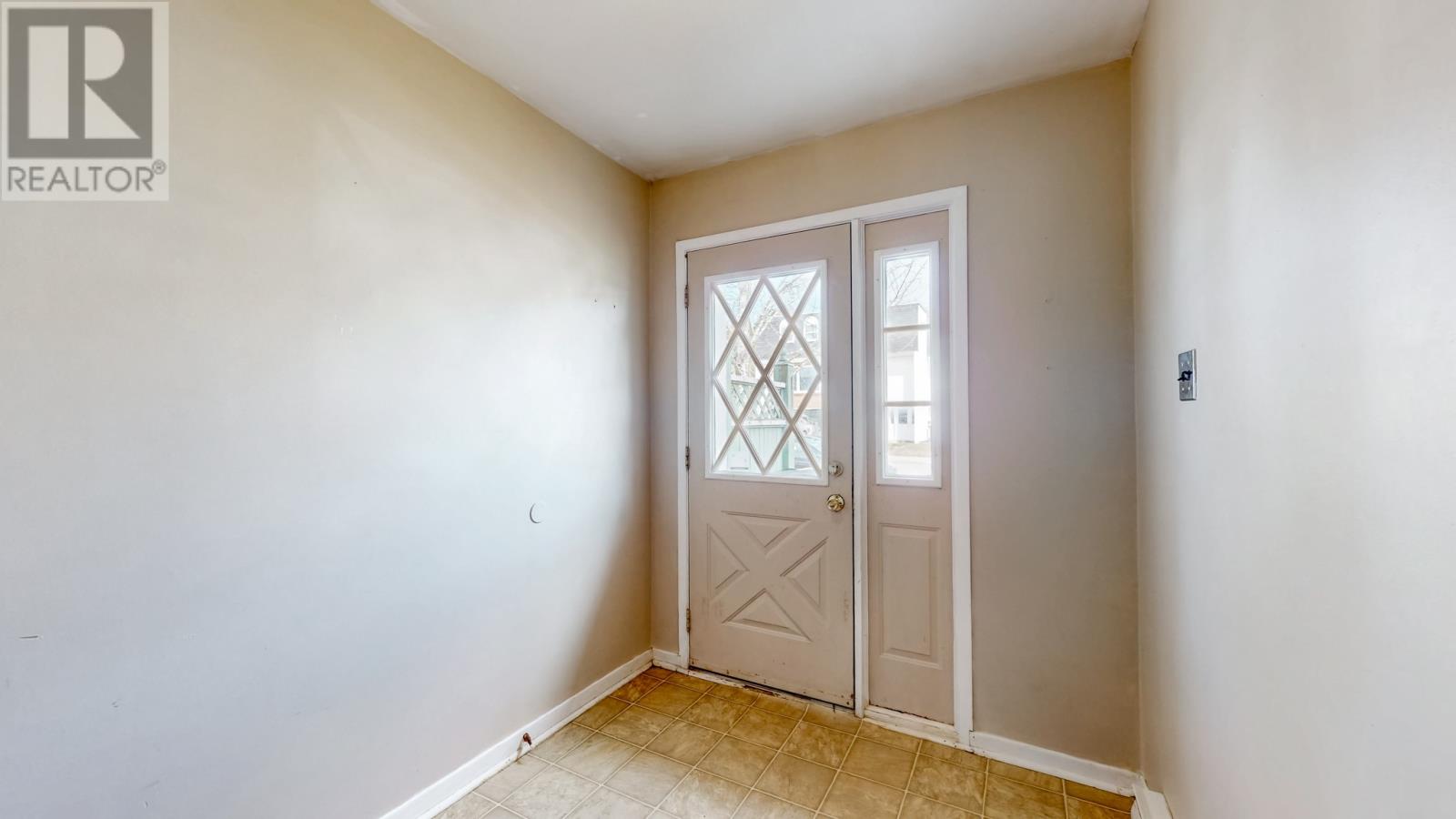 131 Cumberland Crescent, St. John's, NL, A1B3M4 photo 3