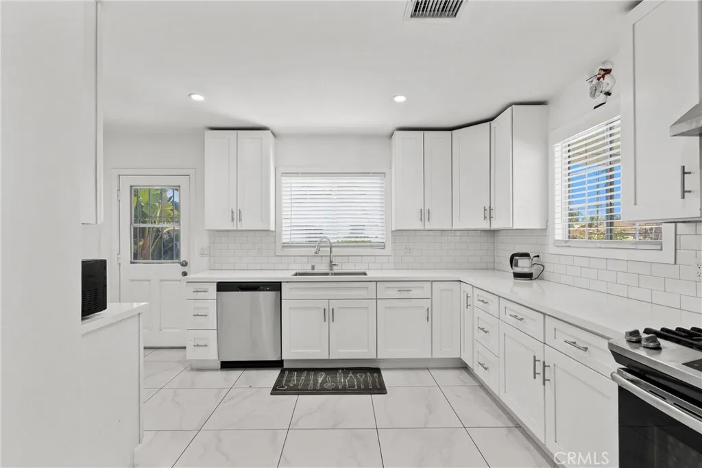 Additional image 16 of 13102 Branford Street, Arleta, CA 91331