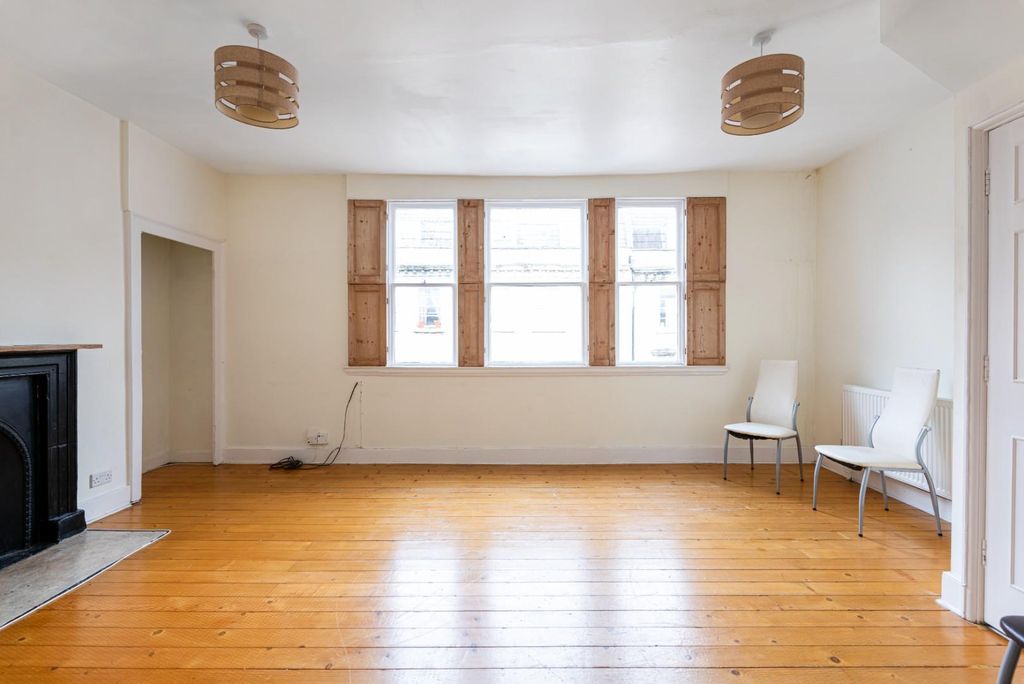 Additional image 4 of 3 bed maisonette for saleNew King Street, Bath BA1