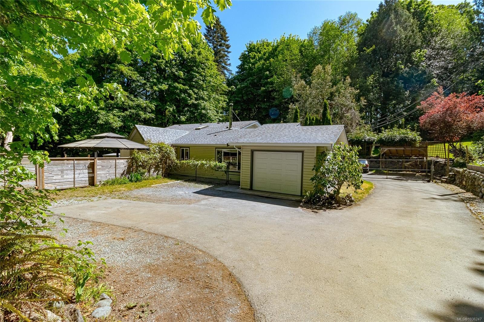 Additional image 3 of 2196 Phillips Road, Sooke, BC, V9Z 0Y3