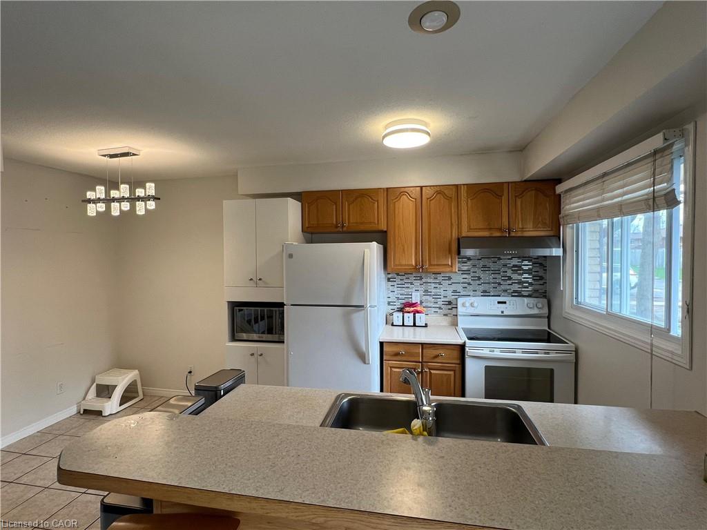 Additional image 3 of A5-211 Veronica Drive, Kitchener, ON, N2A 2R8