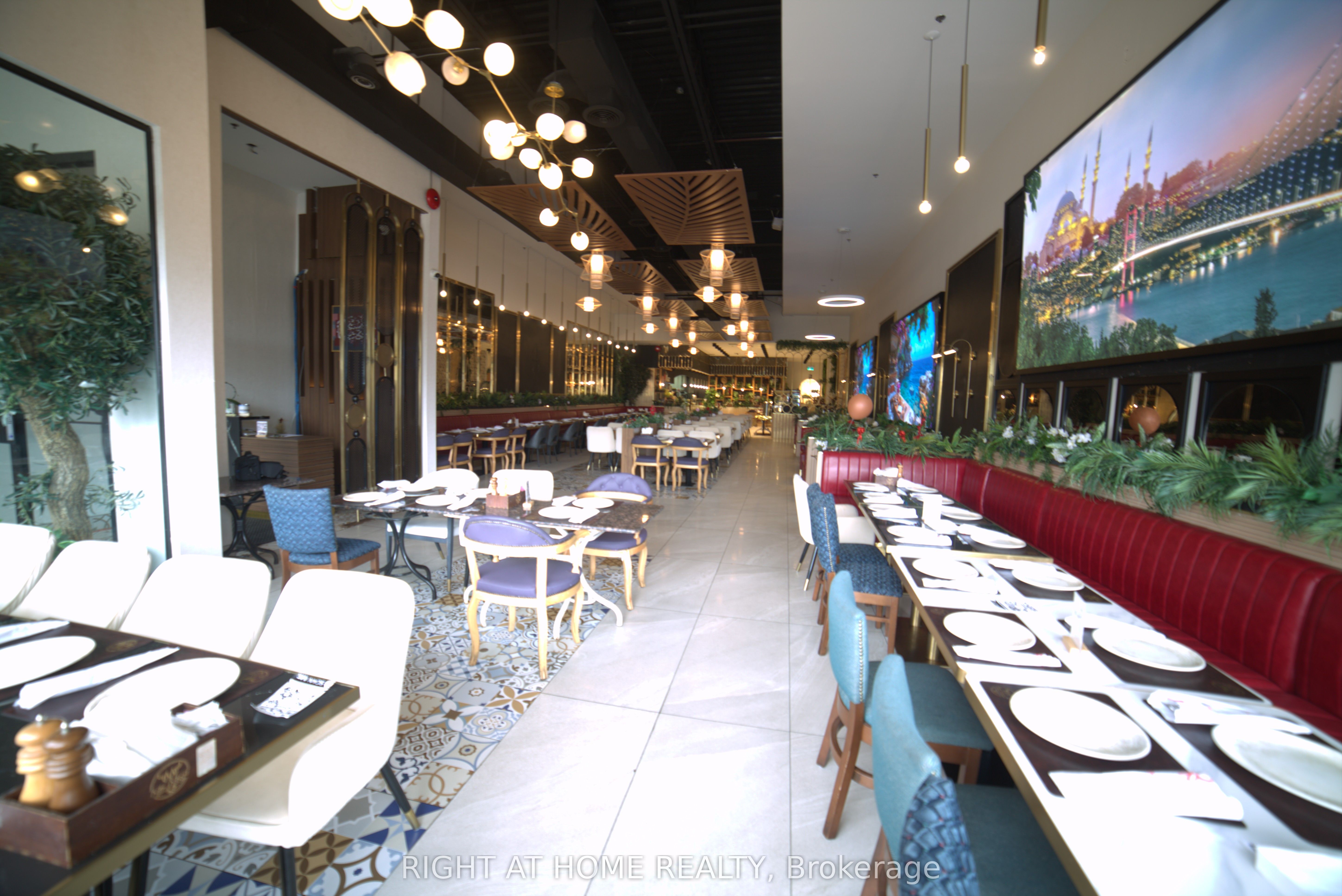Additional image 3 of 6-2273 Dundas Street W, Mississauga, ON, L5K 2L8
