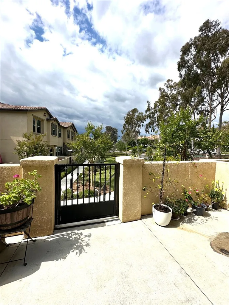 Additional image 112 of 268 S Auburn Heights Ln, Anaheim Hills, CA 92807