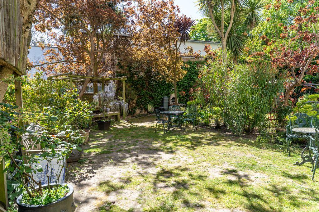 Additional image 10 of 1 bed flat for saleTrinity Crescent, London SW17