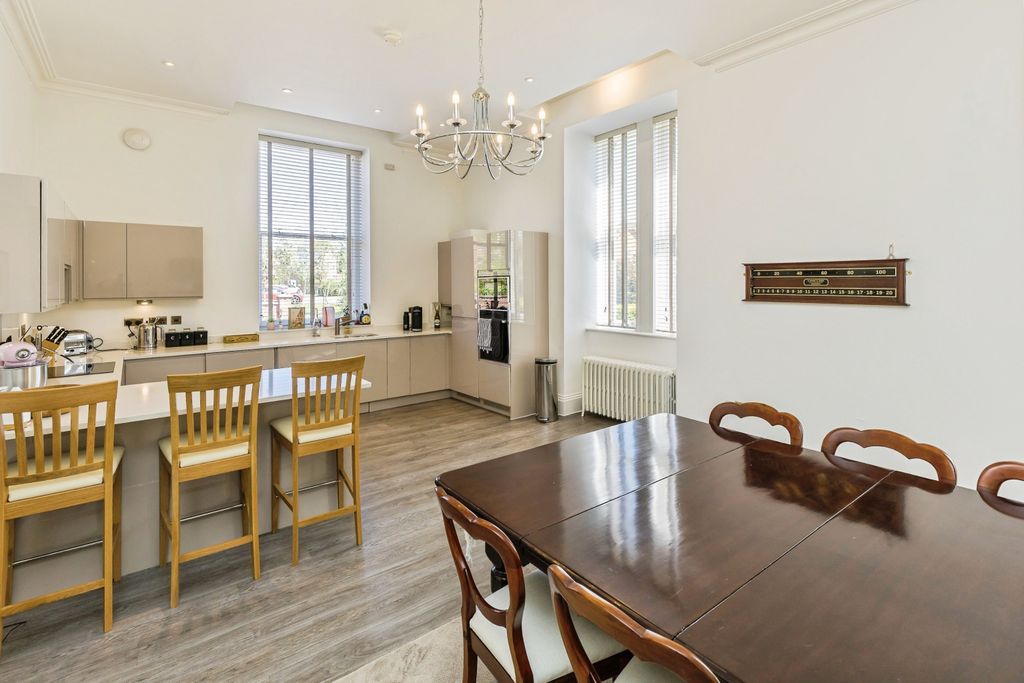 Additional image 8 of 2 bed flat for saleBlencowe Close, Chester CH1