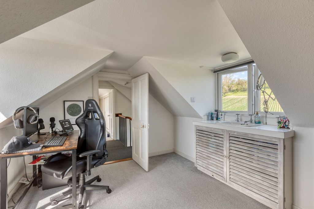 Additional image 37 of 5 bed end terrace house for saleMontrose, St Clement JE2