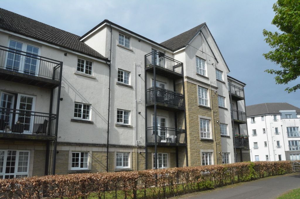 2 bed flat for saleCrown Crescent, Larbert FK5