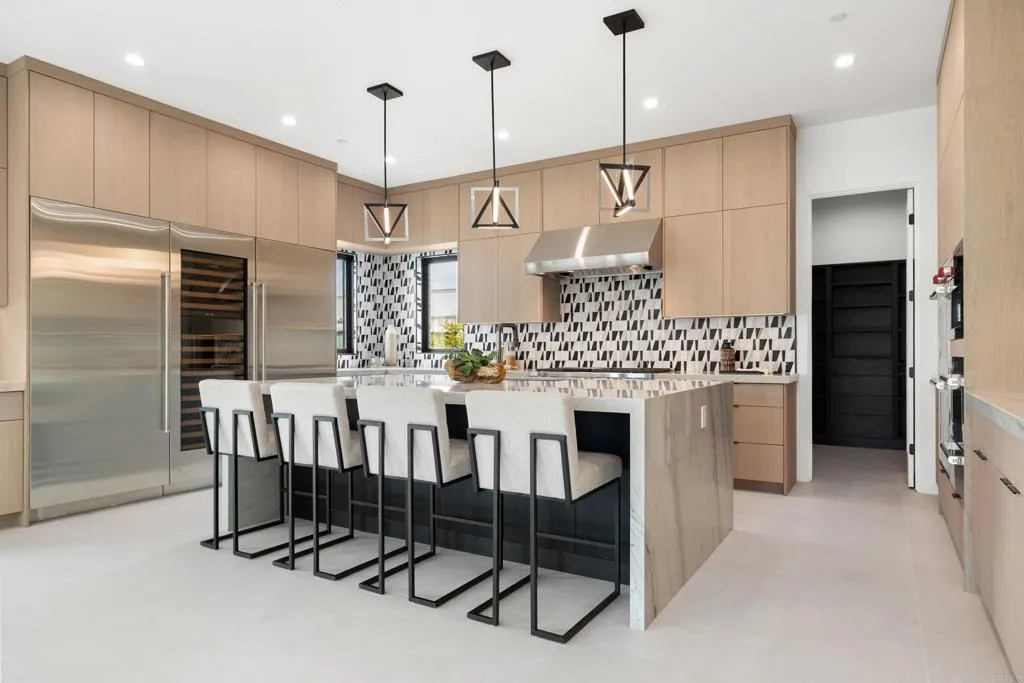 Additional image 7 of 3794 Highland Drive, Carlsbad, CA 92008