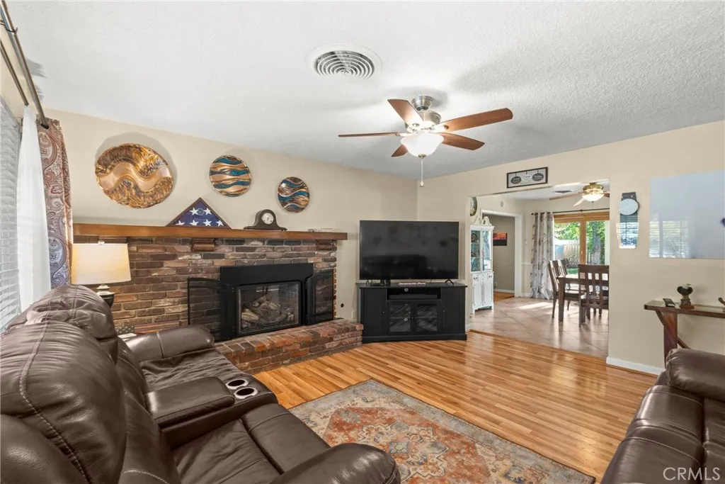 Additional image 3 of 705 Elm St, Tehachapi, CA 93561