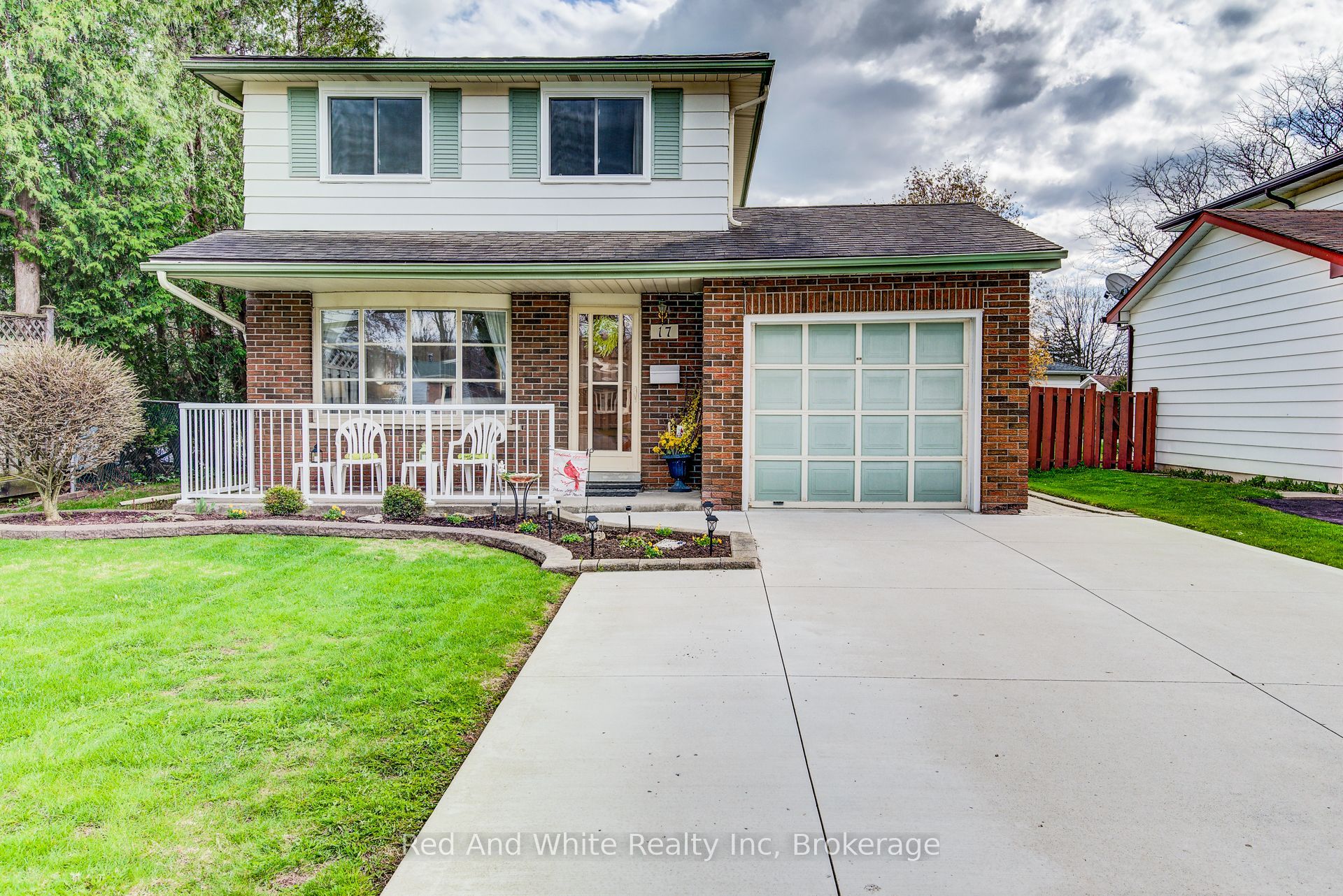 Additional image 2 of 17 Forest Glen Court, Kitchener, ON, N2N 1E1