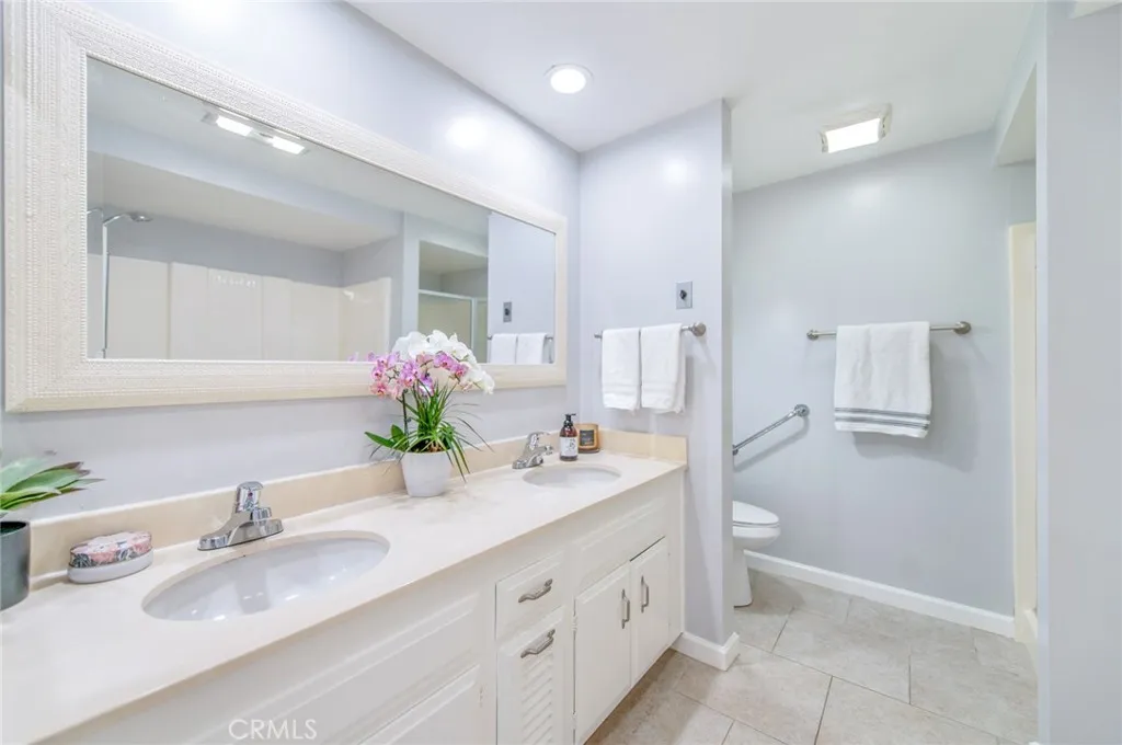 Additional image 40 of 2264 Via Puerta Unit B, Laguna Woods, CA 92637