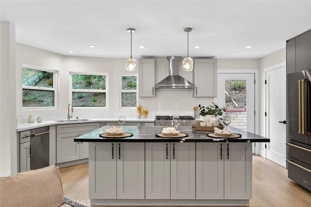 Additional image 70 of 17064 Escalon Drive, Encino, CA 91436